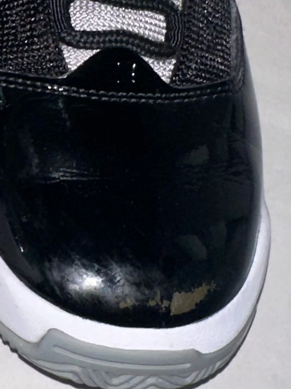 Nike Air Jordan Max Aura 2 Black Cement GS Red  Kid's Youth Size 5Y CN8094-006